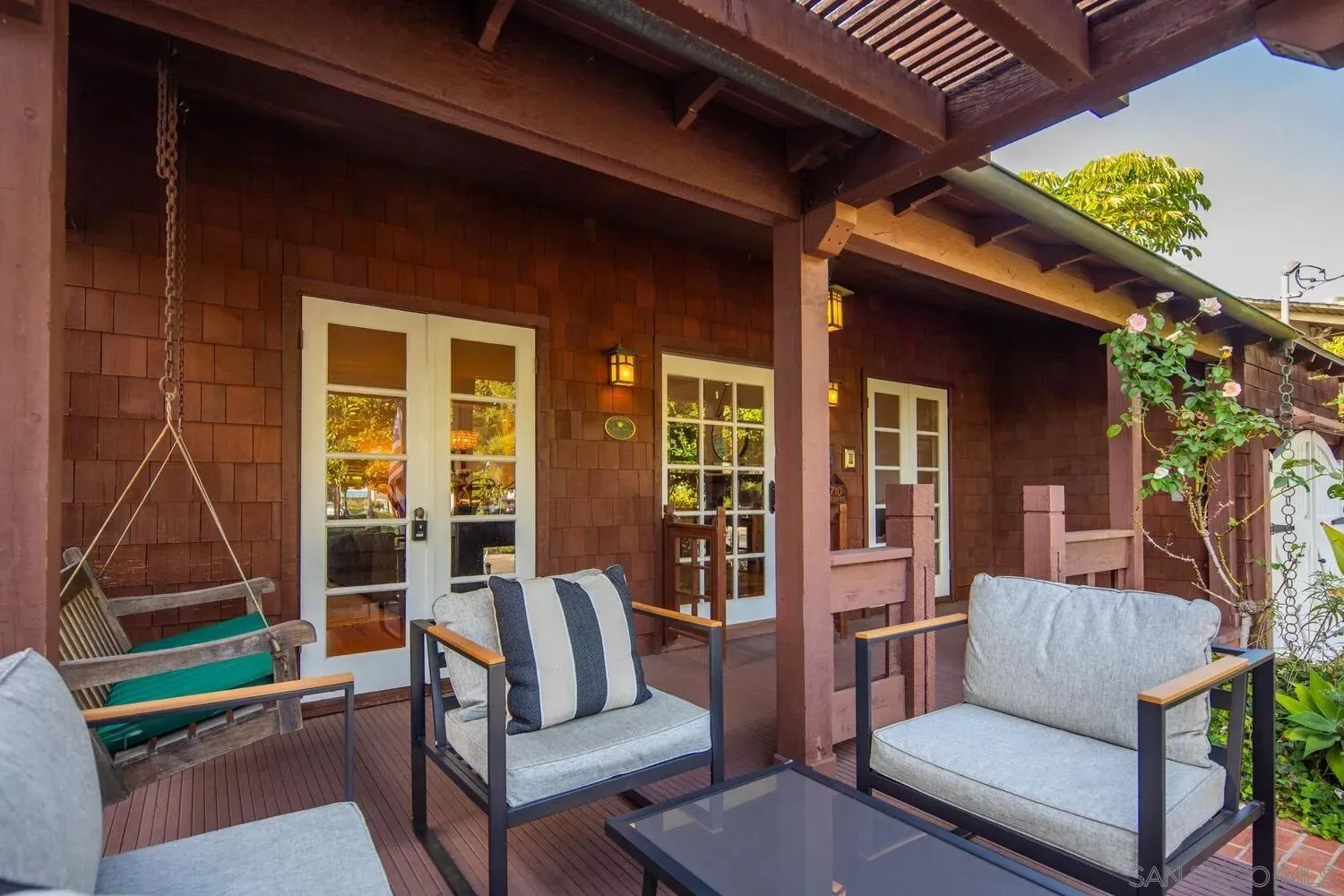 Coronado, California 92118, United States, 3 Bedrooms Bedrooms, ,2 BathroomsBathrooms,Residential,Active,241911