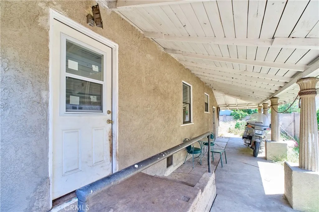 2620 W Olive Avenue