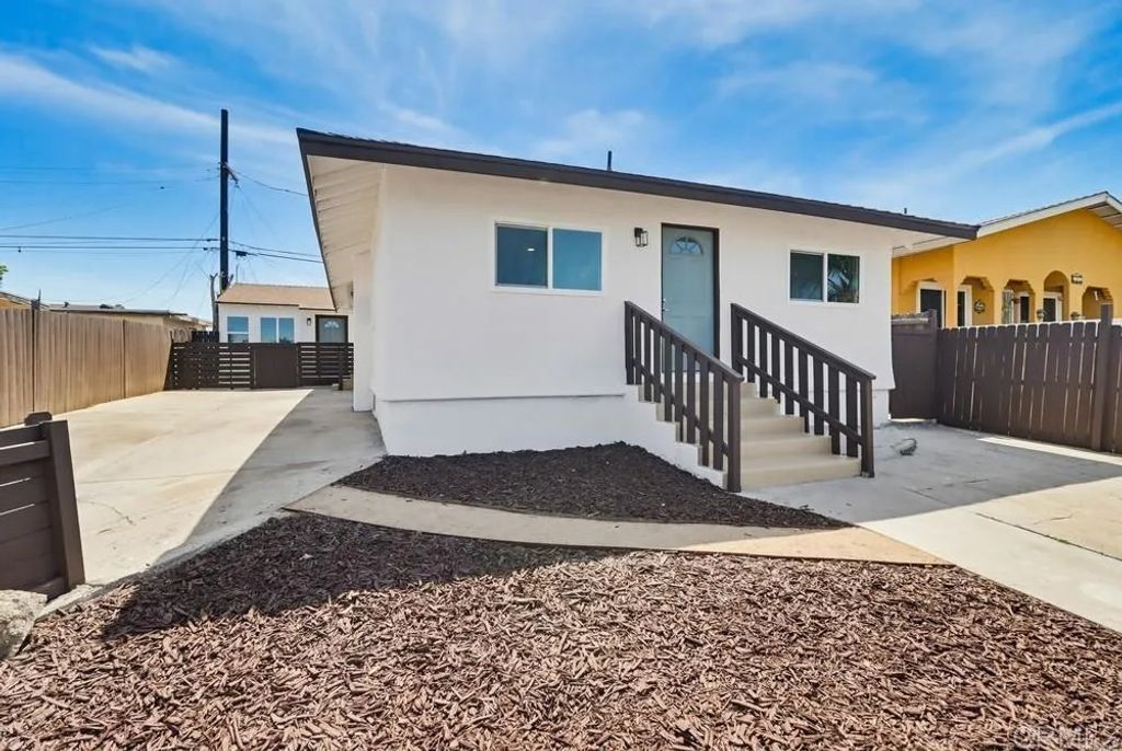 Photo of 3851 Hemlock Street, San Diego, CA 92113 (MLS # PTP2602043)