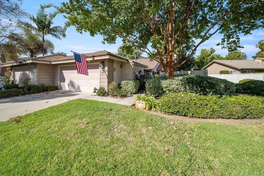 Photo of 4320 Los Padres Drive, Fallbrook, CA 92028 (MLS # NDP2510320)