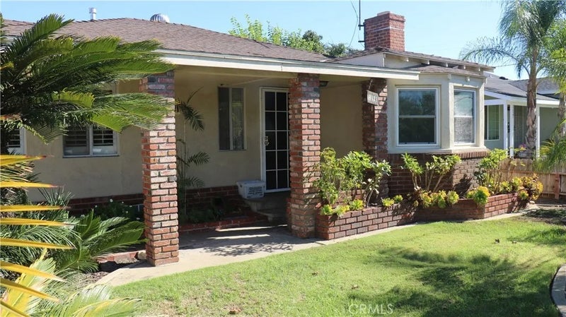 8821 Shenandoah