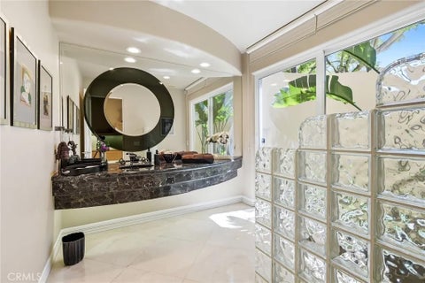 Tiny photo for 25411 Colette Way, Calabasas, CA 91302 (MLS # SR26140522)