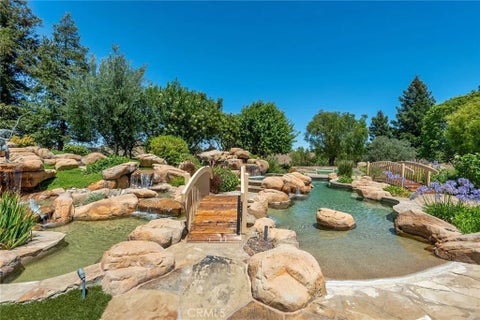Tiny photo for 25411 Colette Way, Calabasas, CA 91302 (MLS # SR26140522)
