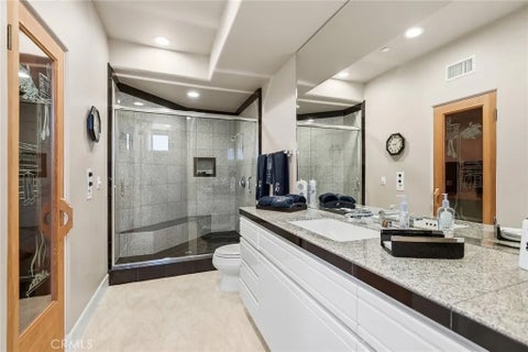 Tiny photo for 25411 Colette Way, Calabasas, CA 91302 (MLS # SR26140522)