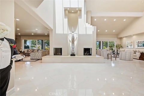 Tiny photo for 25411 Colette Way, Calabasas, CA 91302 (MLS # SR26140522)