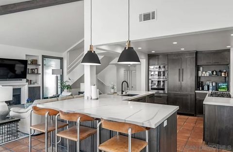 216 21st street Del Mar CA 92014