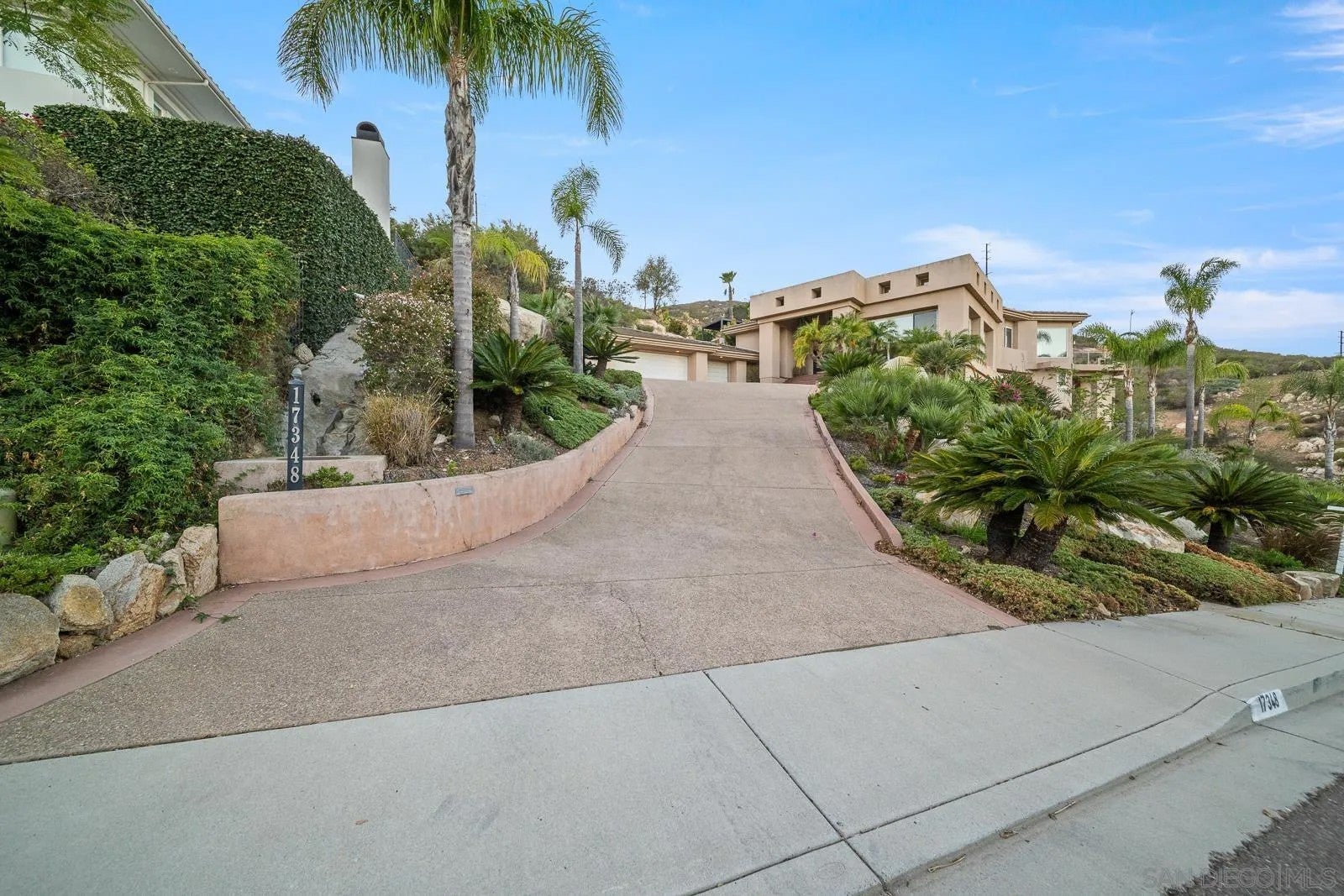 17348 Via Del Campo