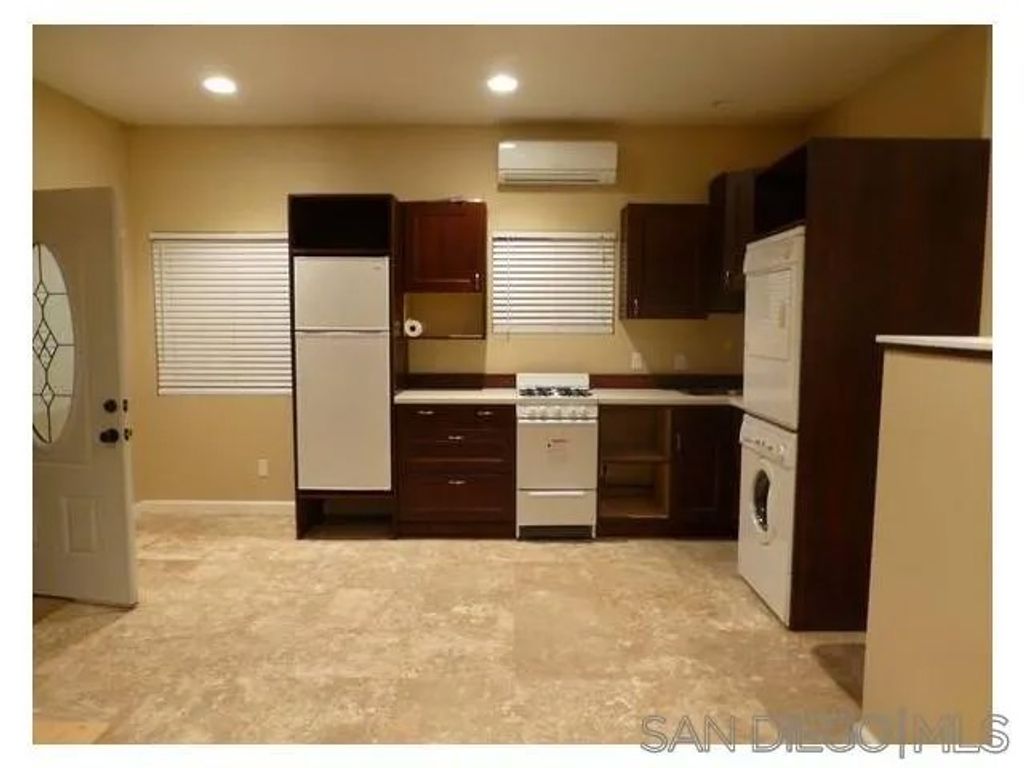 Photo of 6396 Estrella Avenue, San Diego, CA 92120 (MLS # 260010715)