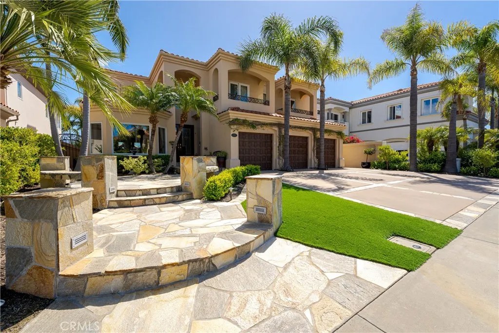 12 Santa Barbara Place