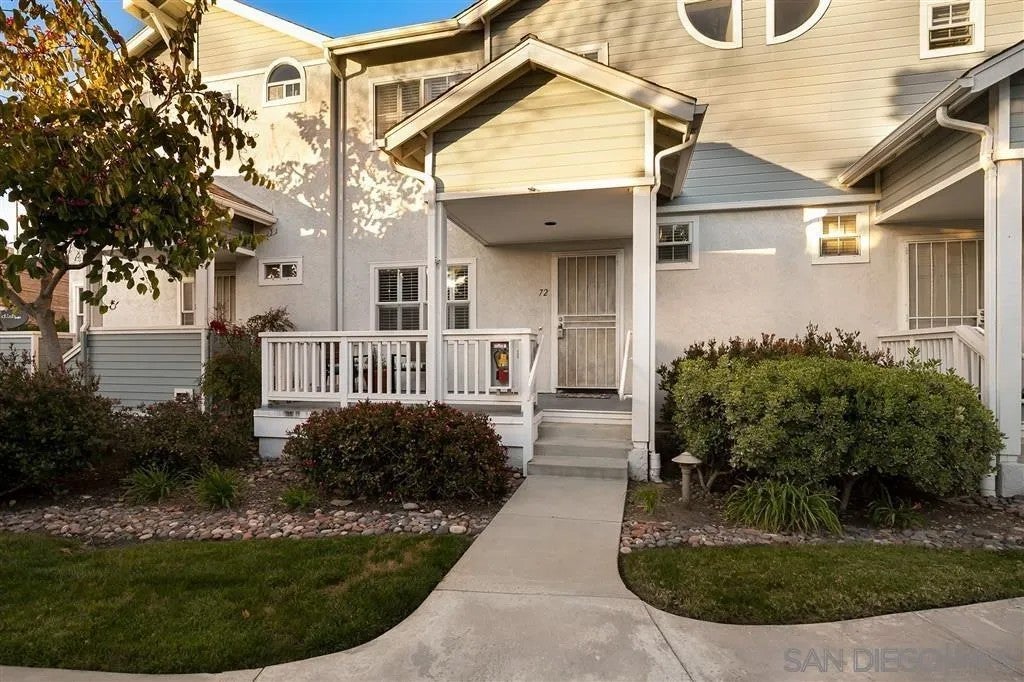10010 Scripps Vista 72