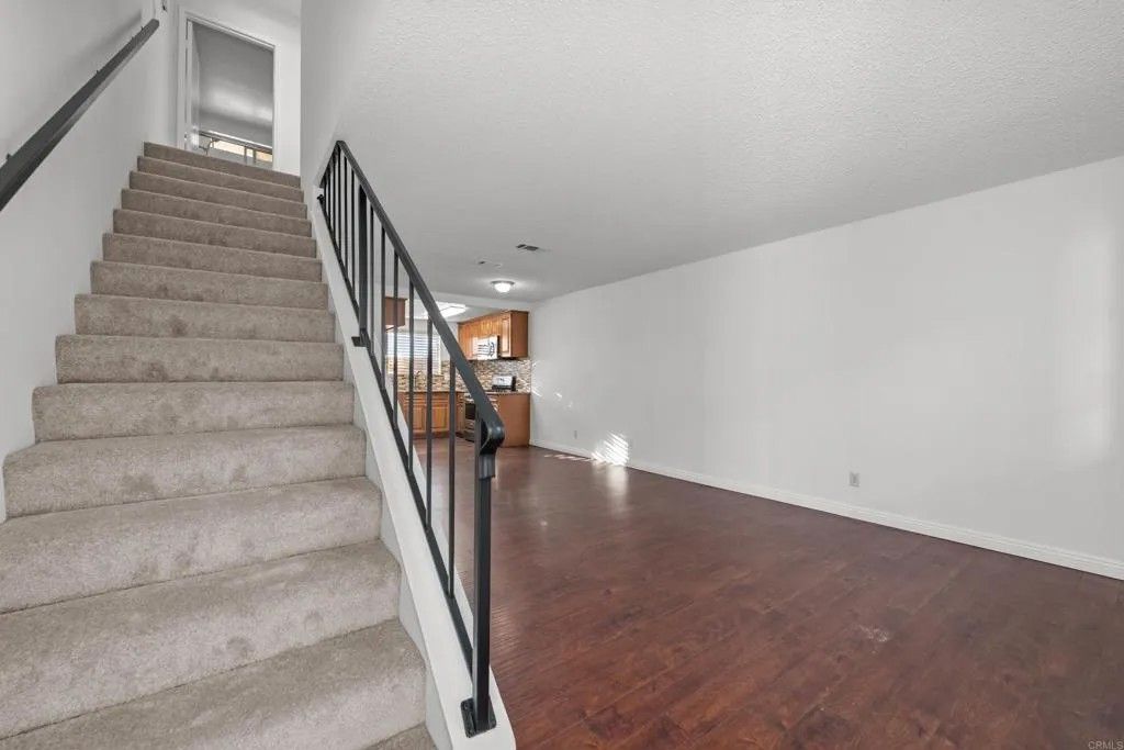 Photo of 5120 N River Road #E, Oceanside, CA 92057 (MLS # NDP2600095)