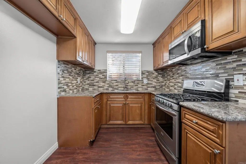 Photo of 5120 N River Road #E, Oceanside, CA 92057 (MLS # NDP2600095)