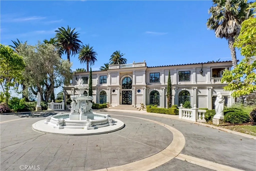 3300 Palos Verdes West