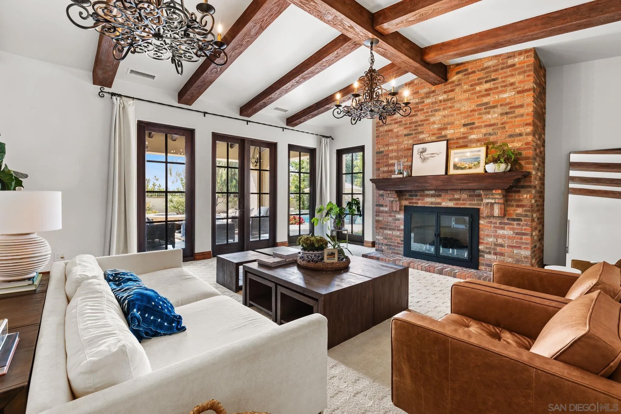 7975 Villas