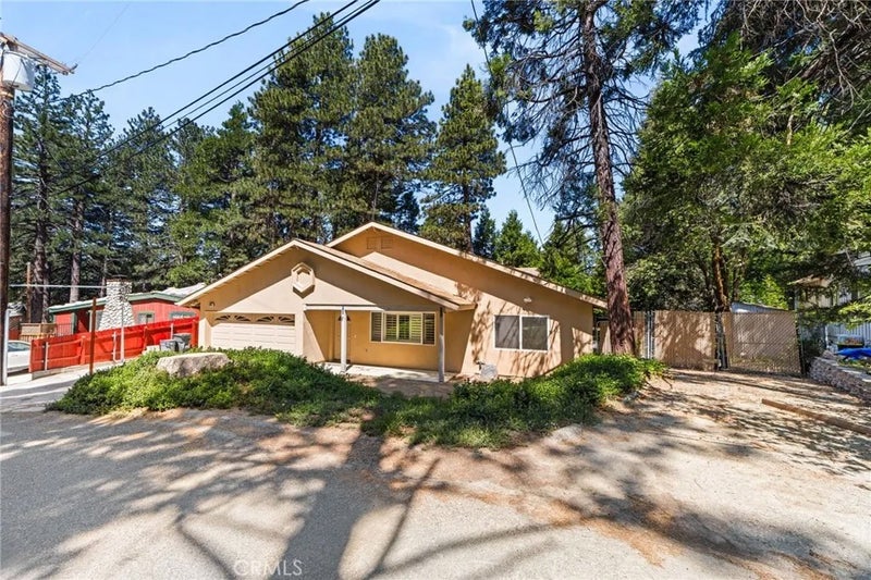 31686 Luring Pines Circle