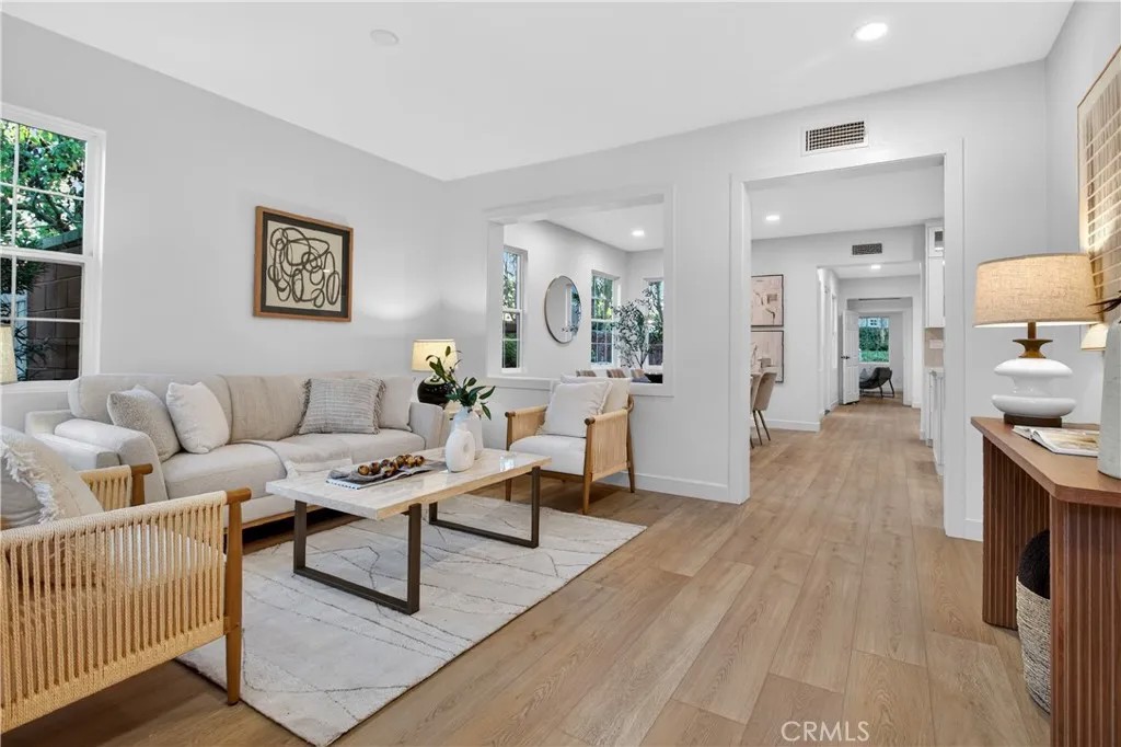 81 Zinnia Street