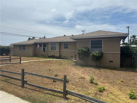 Photo of 101 W Los Angeles AVE, Montebello, CA 90640 (MLS # CV26124930)