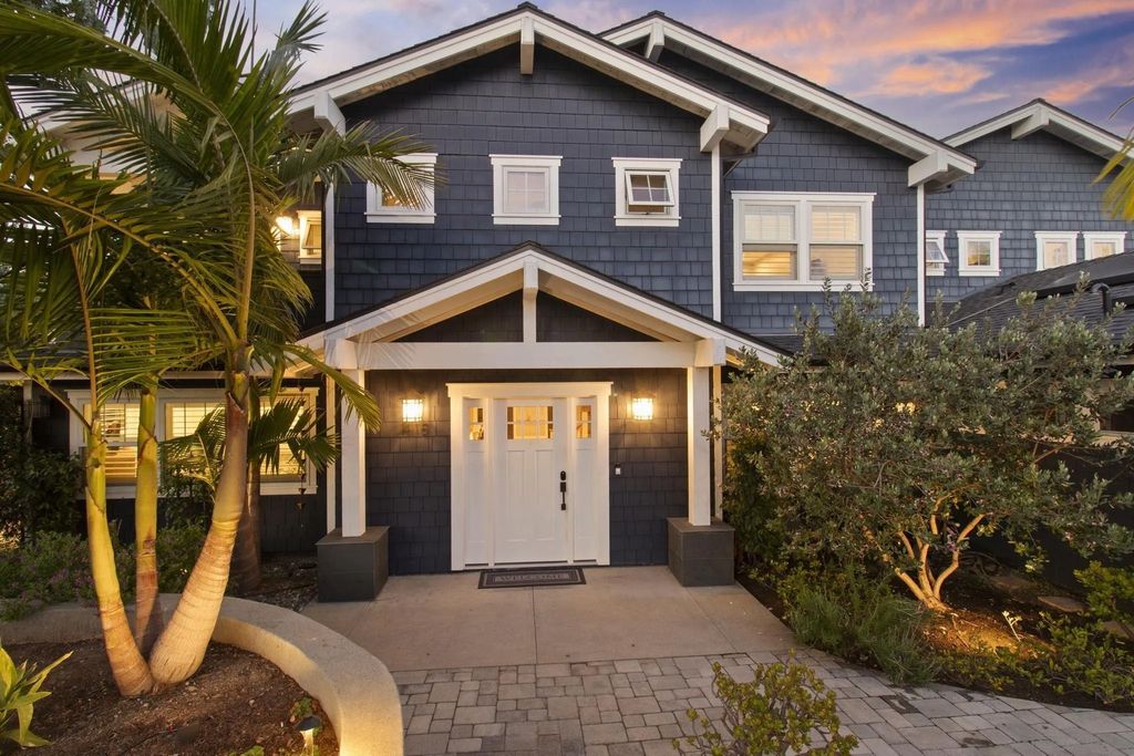 Photo of 418 Parkwood Ln, Encinitas, CA 92024 (MLS # 260006592)