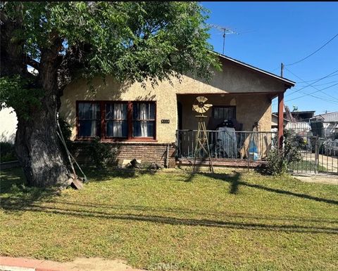 Photo of 956 S Reservoir St, Pomona, CA 91766 (MLS # CV26063007)