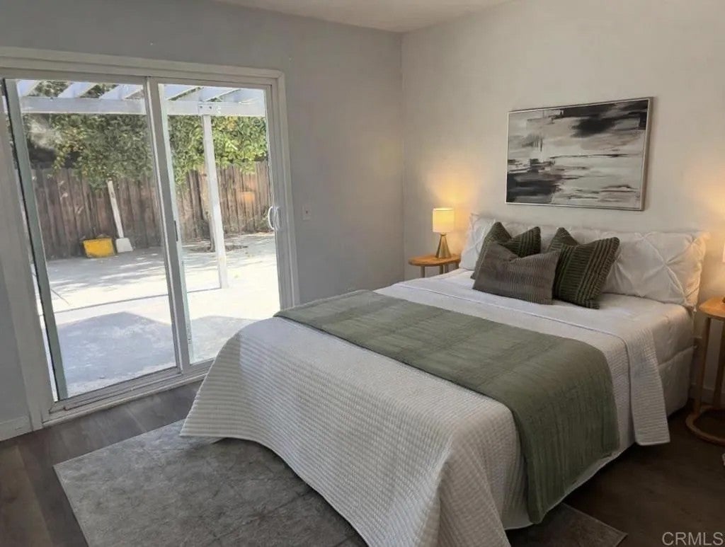 4658 Calle del Palo