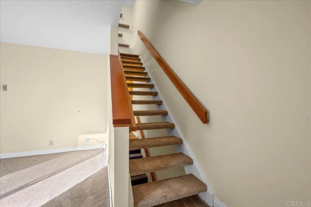 1280 River Vista Row 122