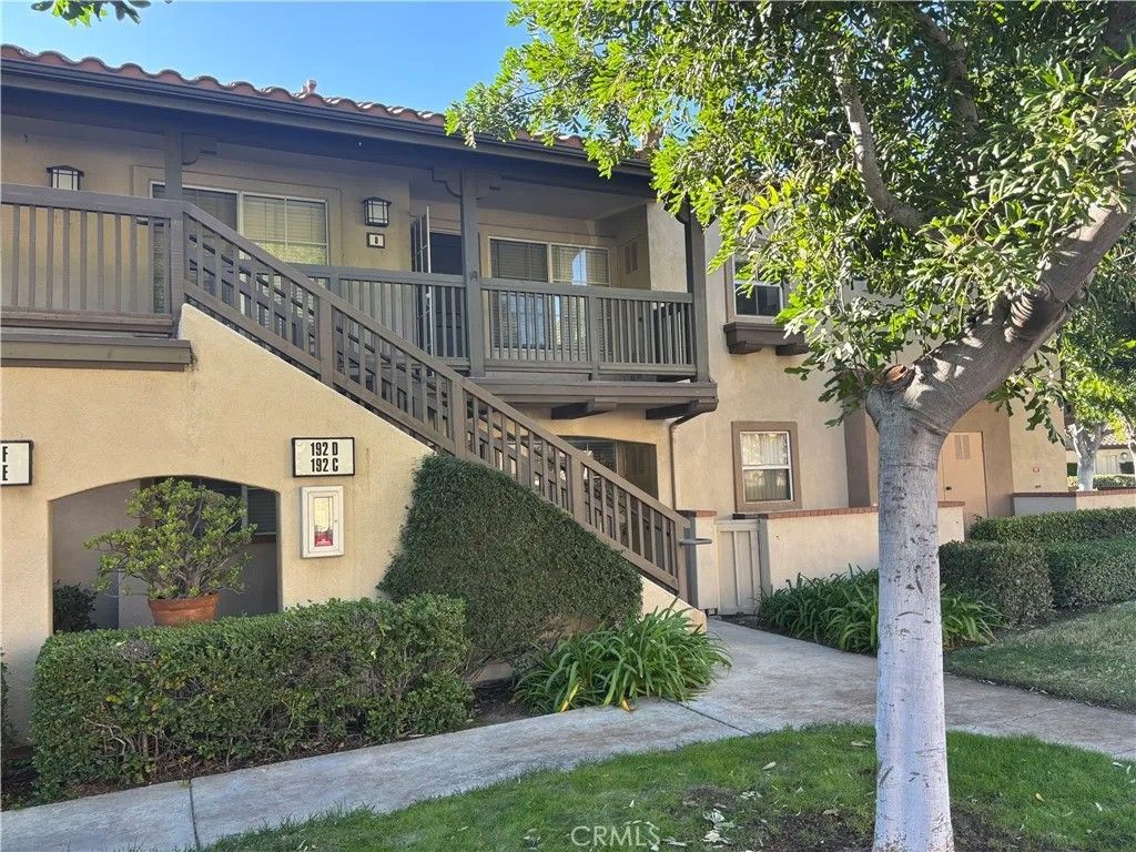 Photo of 192 S Cross Creek #D, Orange, CA 92869 (MLS # PW26010541)