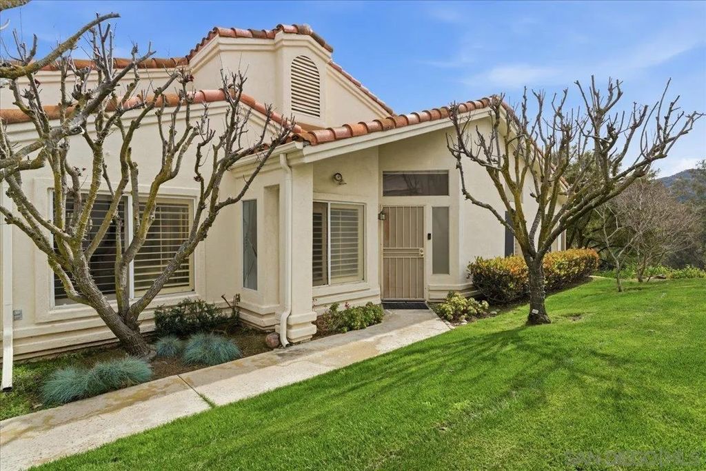 Photo of 29585 Circle R Greens, Escondido, CA 92026 (MLS # 260005940)