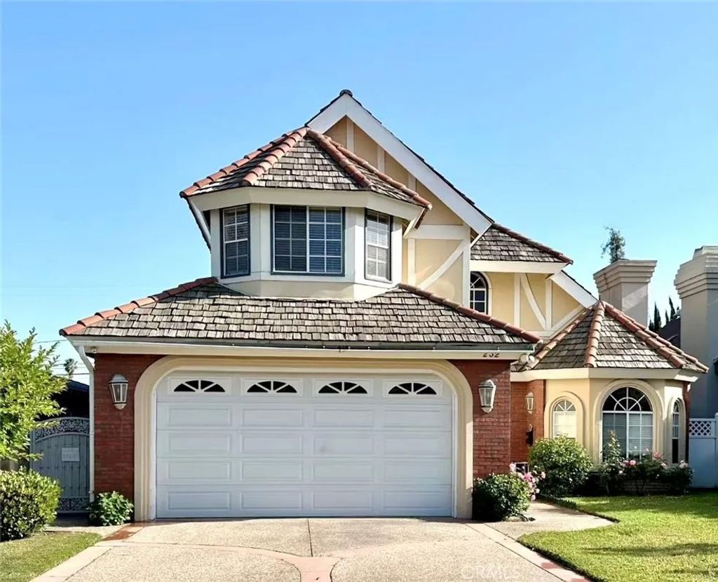 Photo of 232 E Floral Ave, Arcadia, CA 91006 (MLS # AR26003846)