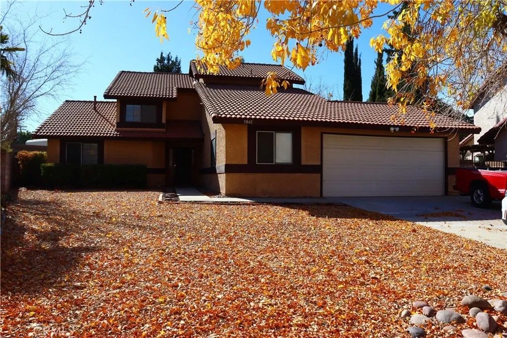 Photo of 3840 Sago St, Lancaster, CA 93536 (MLS # SR25279900)