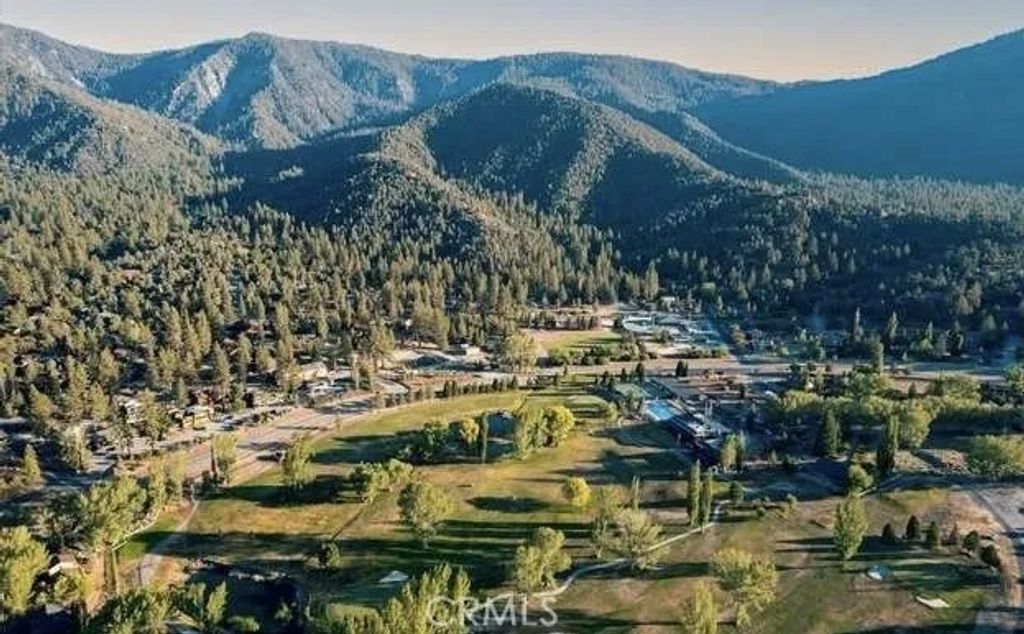 Photo of 2217 Saint Bernard Drive, Pine Mountain Club, CA 93222 (MLS # SR26043588)