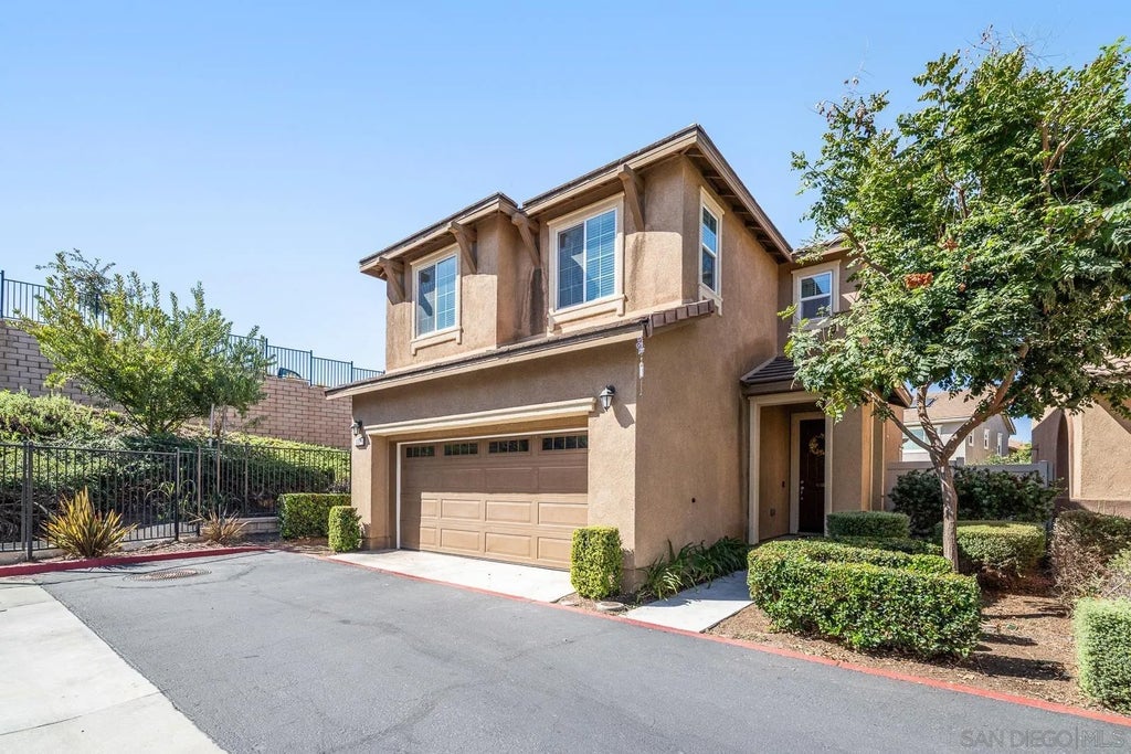 Photo of 337 Dun Blazer, Fallbrook, CA 92028 (MLS # 260022543)