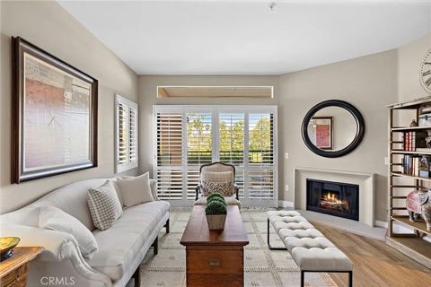 Photo of 140 Villa Point, Newport Beach, CA 92660 (MLS # NP26055355)