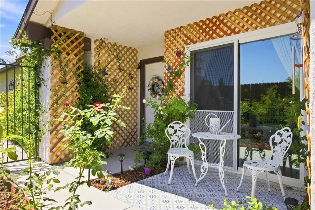 Photo of 14667 Loyola Street, Moorpark, CA 93021 (MLS # BB26186207)