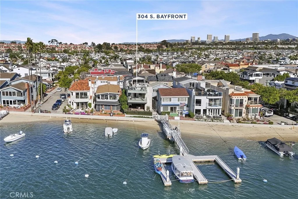 304 S Bay Front