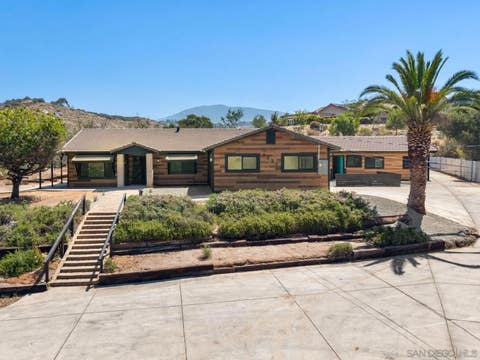 Photo of 1331 Ramblewood Rd, Alpine, CA 91901 (MLS # 260013417)