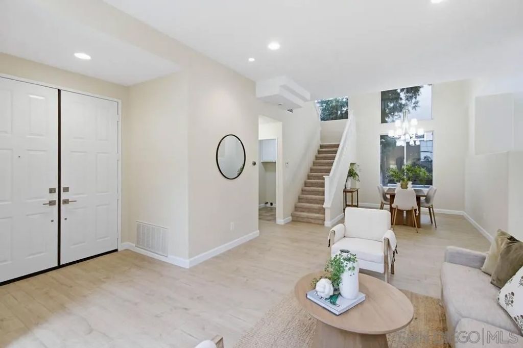 Photo of 11810 Evergold St, San Diego, CA 92131 (MLS # 250046275)