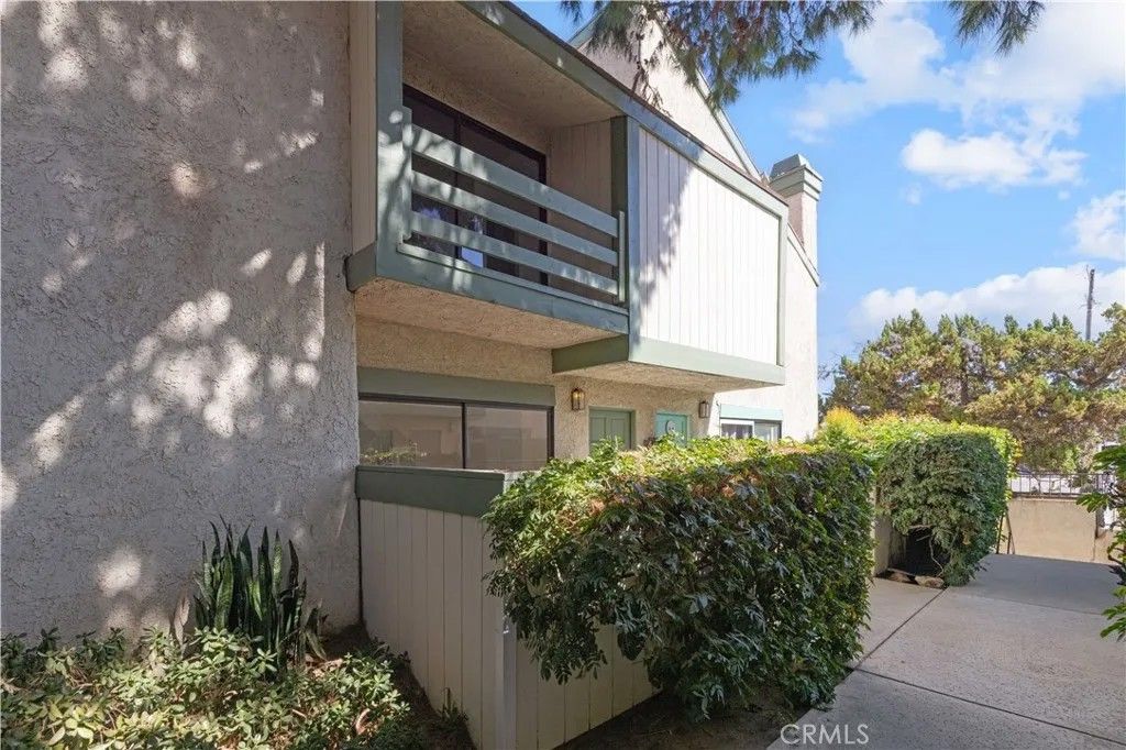 Photo of 7550 Zombar #11, Van Nuys, CA 91406 (MLS # GD26091825)