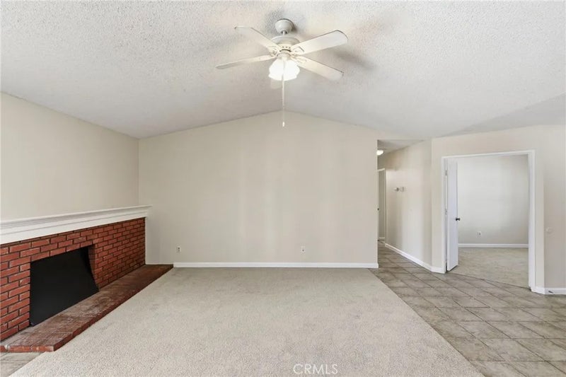 2351 Carnation