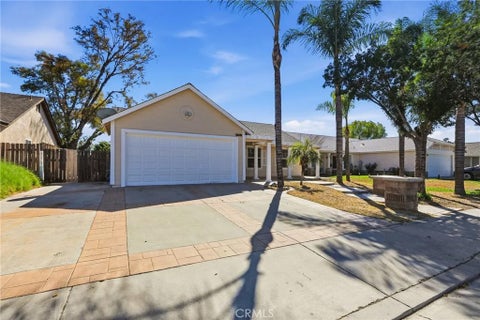 Tiny photo for 2351 Carnation AVE, Hemet, CA 92545 (MLS # OC26199293)