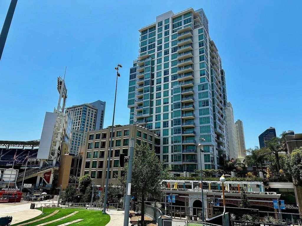 Photo of 325 7th Ave #1301, San Diego, CA 92101 (MLS # 260007107)