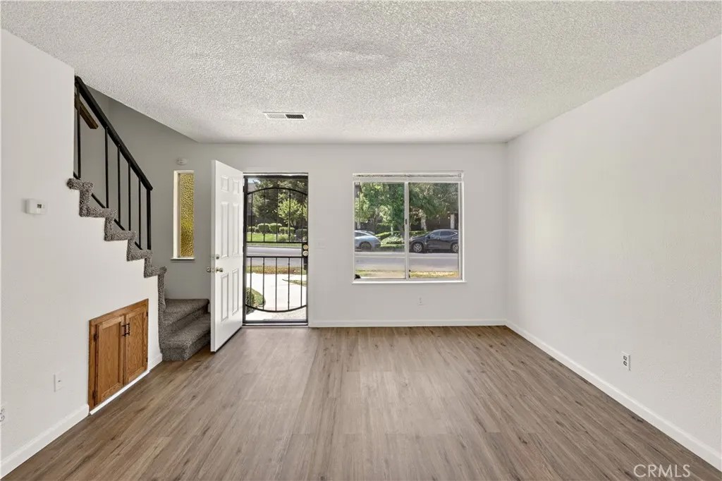 1646 W North Bear Creek