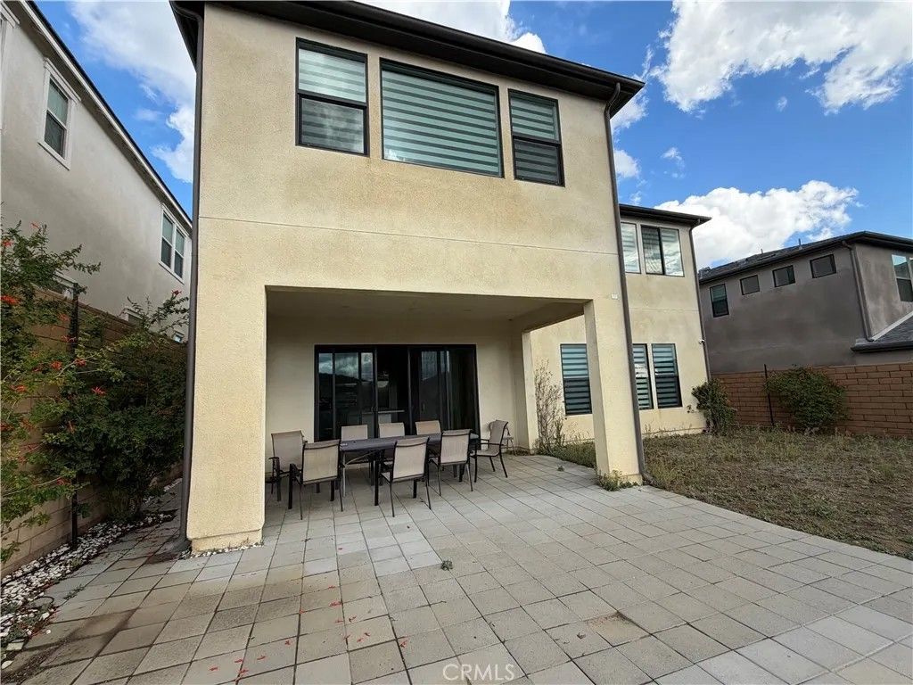 Photo of 11651 N Deerlake Ranch, Chatsworth, CA 91311 (MLS # GD25278760)