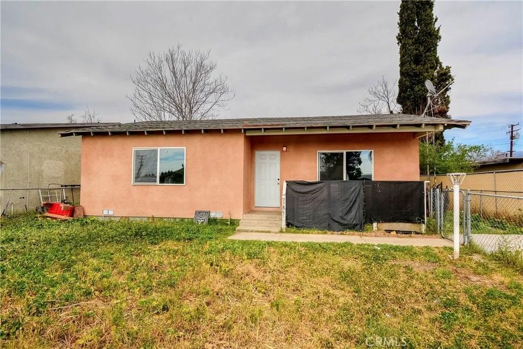 Photo of 185 N Scovell, San Jacinto, CA 92583 (MLS # CV26064754)