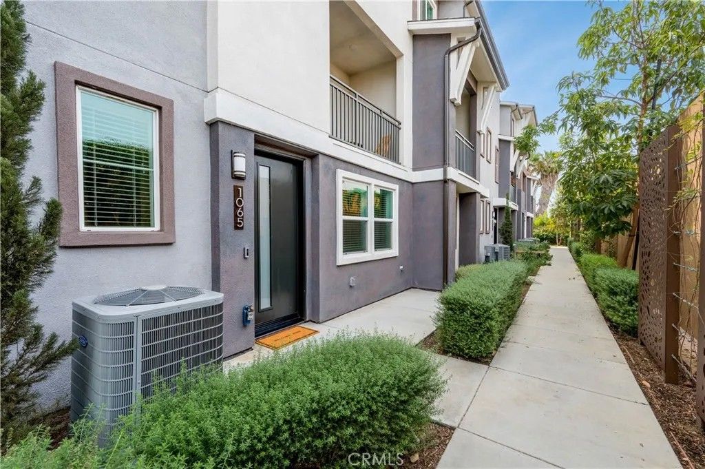 Photo of 1065 Sage Ln, Gardena, CA 90247 (MLS # PW26075093)