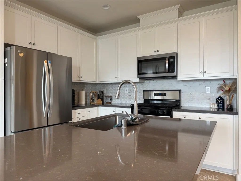 Photo of 4096 E Peony Paseo #23, Ontario, CA 91761 (MLS # DW26001116)