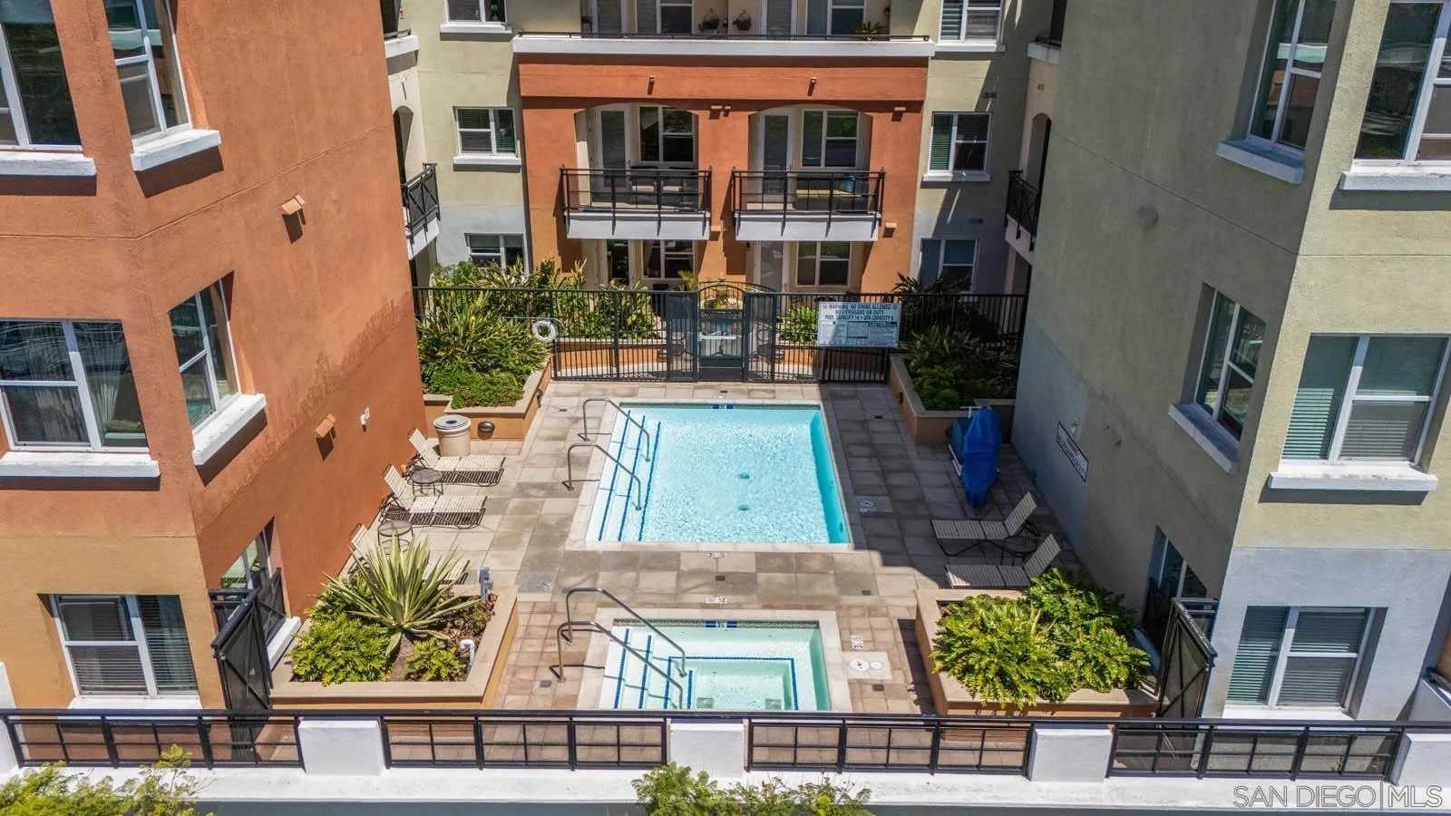 3687 4Th Ave 101