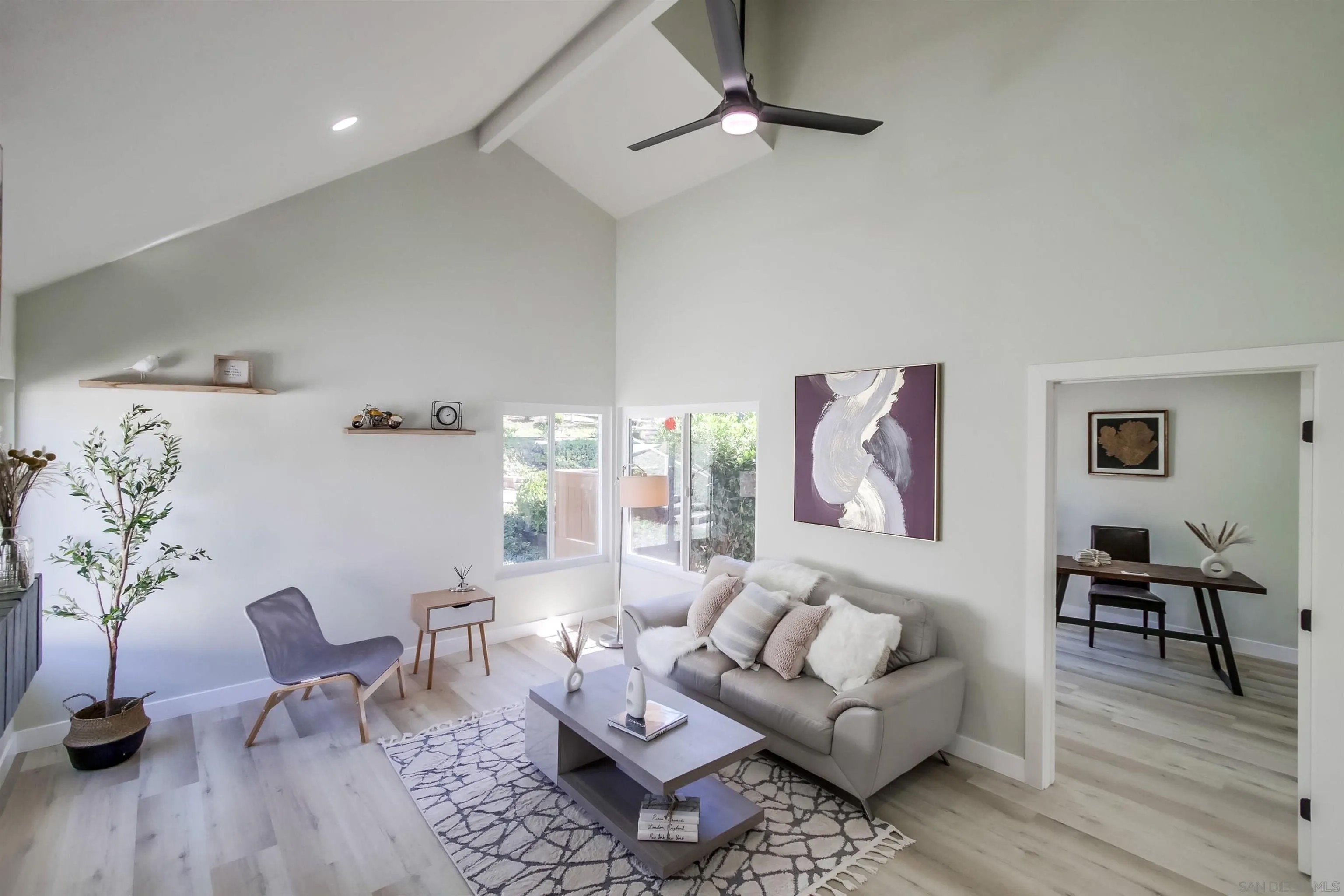 10690 Esmeraldas Drive