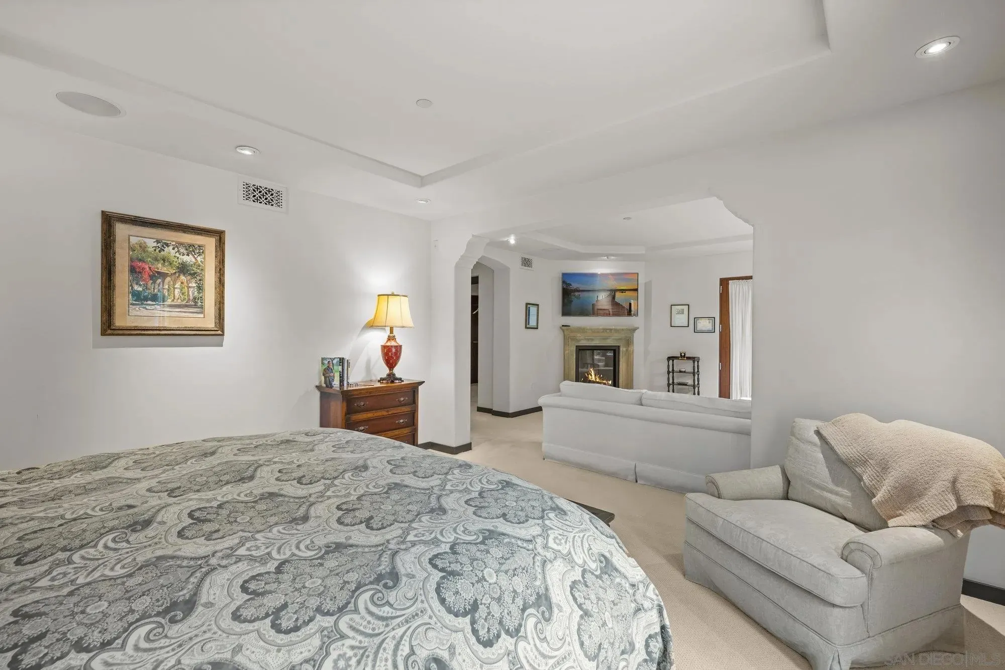 La Jolla, California 92037, United States, 3 Bedrooms Bedrooms, ,3 BathroomsBathrooms,Residential,Active,196977