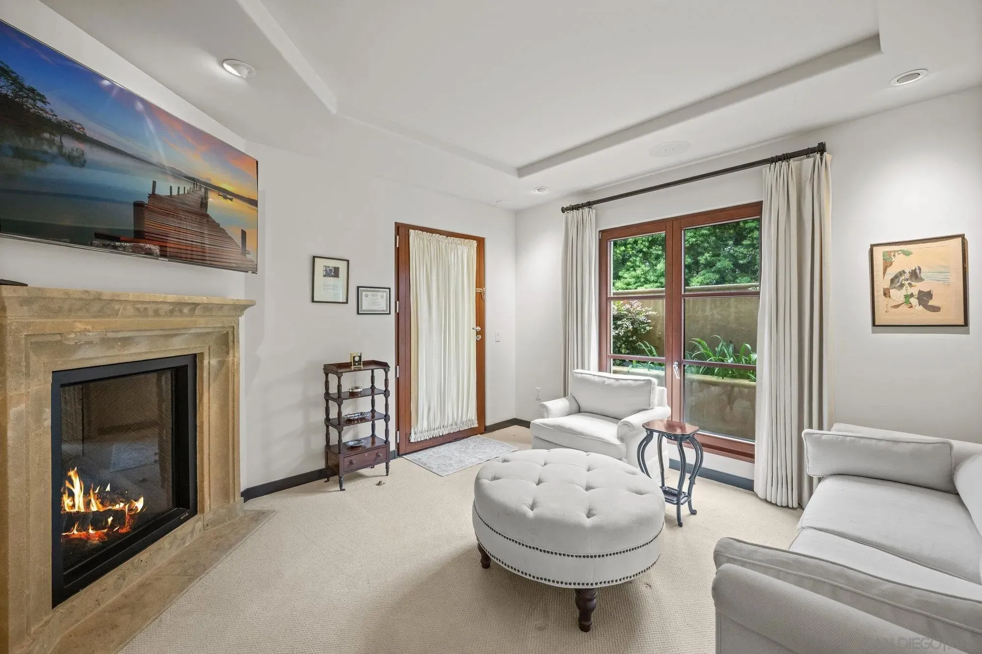 La Jolla, California 92037, United States, 3 Bedrooms Bedrooms, ,3 BathroomsBathrooms,Residential,Active,196977