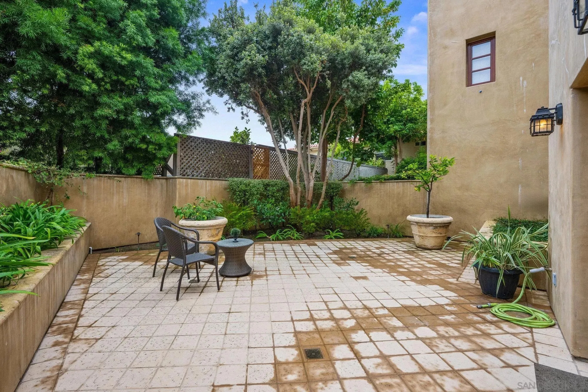 La Jolla, California 92037, United States, 3 Bedrooms Bedrooms, ,3 BathroomsBathrooms,Residential,Active,196977